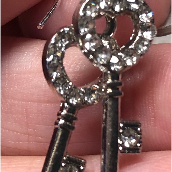 KEY earring with beautiful rhinestone hooks, NWOT - Picture 5 of 10